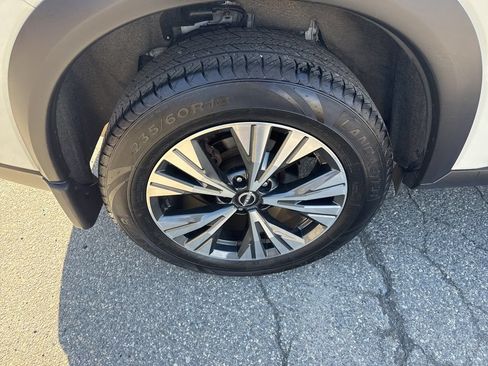 Used 2023 Nissan Rogue SV AWD/4WD image 11