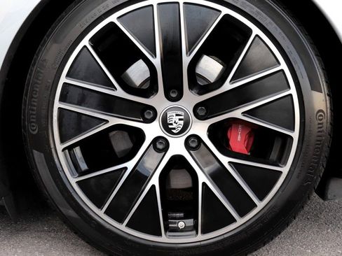 Used 2020 Porsche Taycan 4S image 86