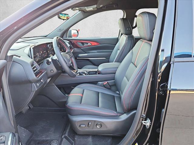New 2026 Chevrolet Traverse RS w/ LPO, Floor Liner Package FWD image 4