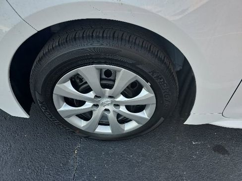 Used 2026 Toyota Corolla LE FWD image 10