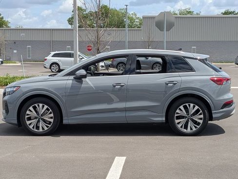 Used 2023 Audi Q4 e-tron Premium Plus w/ Premium Plus image 8