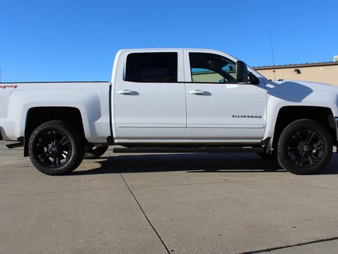 Used 2016 Chevrolet Silverado 1500 LT w/ All Star Edition image 18
