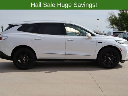 Used 2023 Buick Enclave Essence w/ Sport Touring Edition FWD image 5