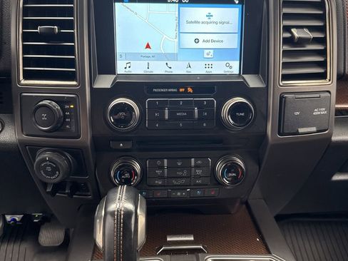 Used 2018 Ford F150 Raptor w/ Equipment Group 802A Luxury AWD/4WD image 20