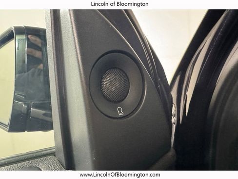 Used 2019 Lincoln Navigator Select AWD/4WD image 41