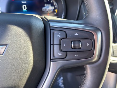 Used 2024 Chevrolet Suburban LT image 21