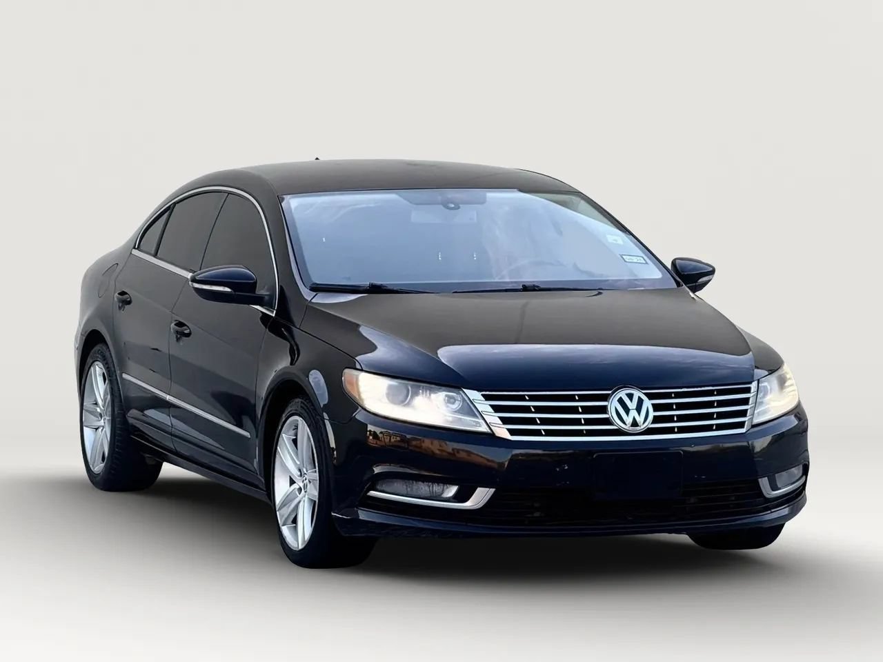 Used 2014 Volkswagen CC R-Line FWD image 1