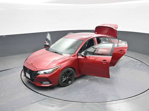 Used 2021 Nissan Sentra SR image 40