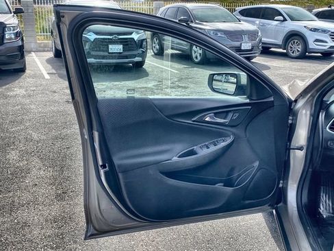 Used 2024 Chevrolet Malibu LT image 13