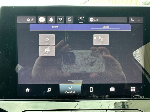 Used 2024 Jeep Compass Limited image 6