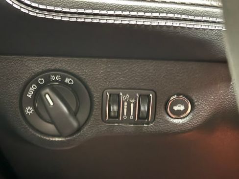Used 2023 Dodge Challenger SRT Hellcat Redeye RWD image 26