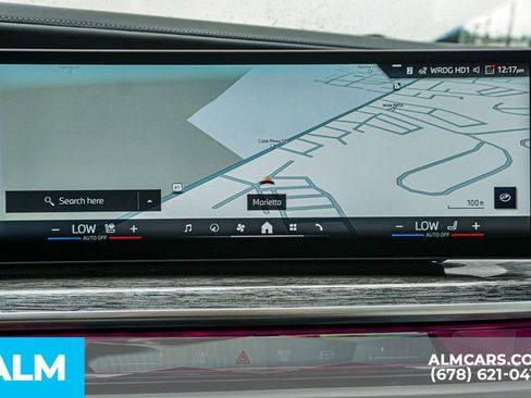 Used 2024 BMW 760i xDrive w/ Premium Package image 37