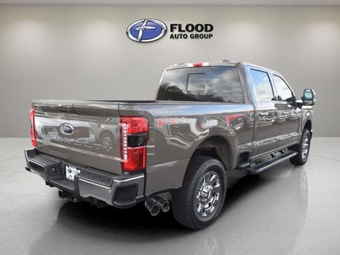 New 2026 Ford F250 Lariat w/ Chrome Package image 2