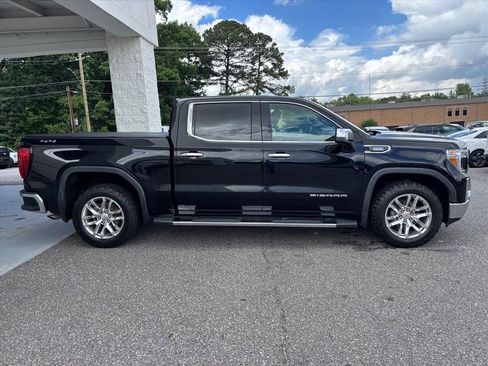 Used 2021 GMC Sierra 1500 SLT w/ SLT Premium Plus Package AWD/4WD image 20