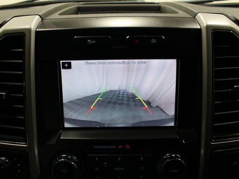 Used 2018 Ford F150 Lariat AWD/4WD image 17