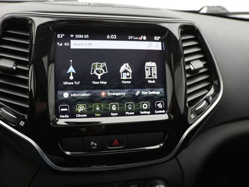 Used 2020 Jeep Cherokee Limited image 22