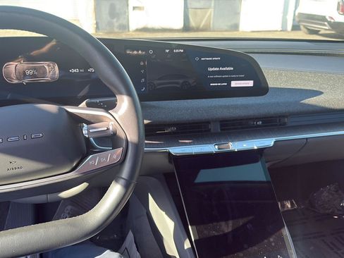 Used 2025 Lucid Air Touring AWD/4WD image 23
