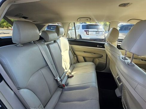 Used 2012 Subaru Outback 2.5i image 7