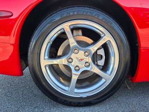 Used 2003 Chevrolet Corvette Convertible w/ Preferred Equipment Group1 RWD image 34