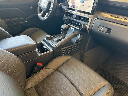 New 2026 Toyota Tacoma TRD Off-Road image 18