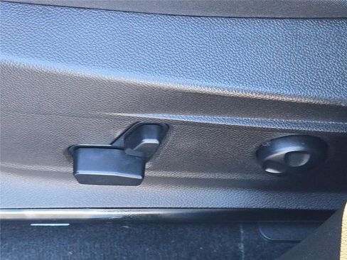 Used 2024 Alfa Romeo Stelvio Sprint image 27