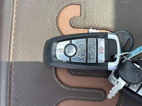 Used 2026 Ford F250 King Ranch AWD/4WD image 44