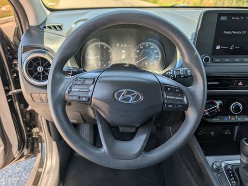 Used 2022 Hyundai Kona SEL image 20