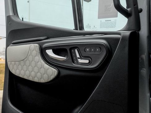 New 2025 Mercedes-Benz Sprinter 3500 image 17