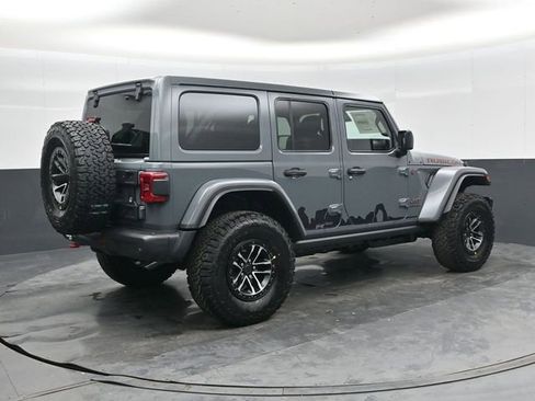Used 2026 Jeep Wrangler Unlimited Rubicon AWD/4WD image 4