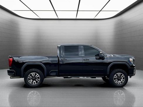 Used 2020 GMC Sierra 2500 AT4 w/ AT4 Premium Package AWD/4WD image 8
