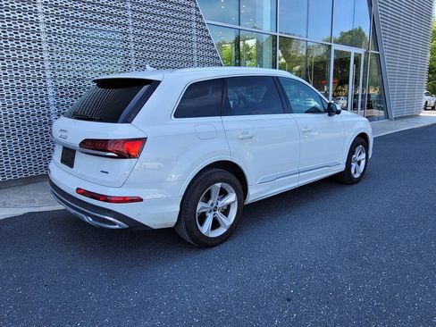 Used 2023 Audi Q7 2.0T Premium w/ Convenience Package AWD/4WD image 3