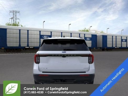 New 2026 Ford Explorer Active image 5
