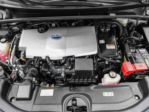 Certified 2019 Toyota Prius L Eco FWD image 27