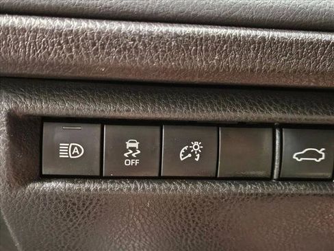 Used 2025 Toyota Camry XSE image 7