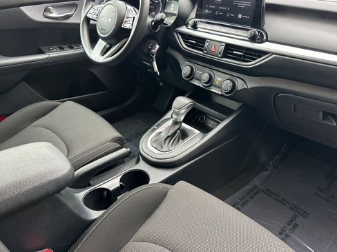 Certified 2024 Kia Forte LXS image 16