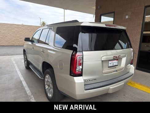 Certified 2017 GMC Yukon SLE w/ SLE Value Package RWD image 4