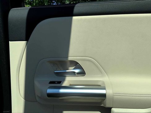 Certified 2026 Mercedes-Benz GLA 250 4MATIC image 23