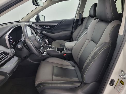 Used 2025 Subaru Outback Onyx Edition XT AWD/4WD image 14