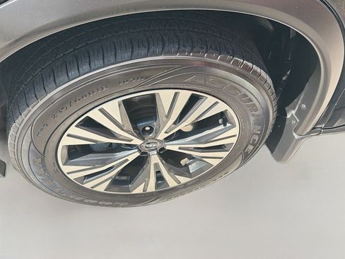 Used 2023 Nissan Rogue SV FWD image 36
