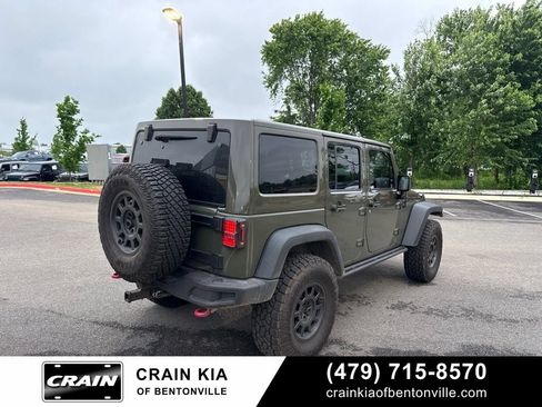 Used 2015 Jeep Wrangler Unlimited Rubicon AWD/4WD image 6