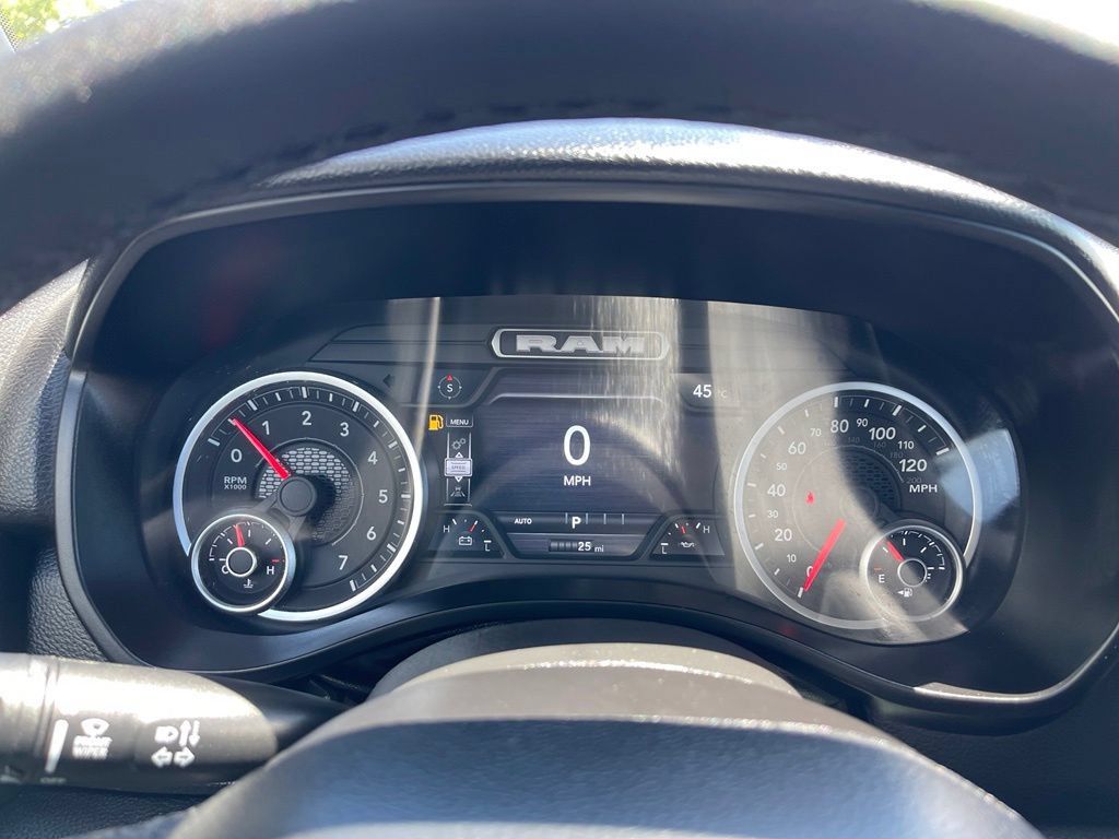 New 2026 RAM 1500 Big Horn AWD/4WD image 18