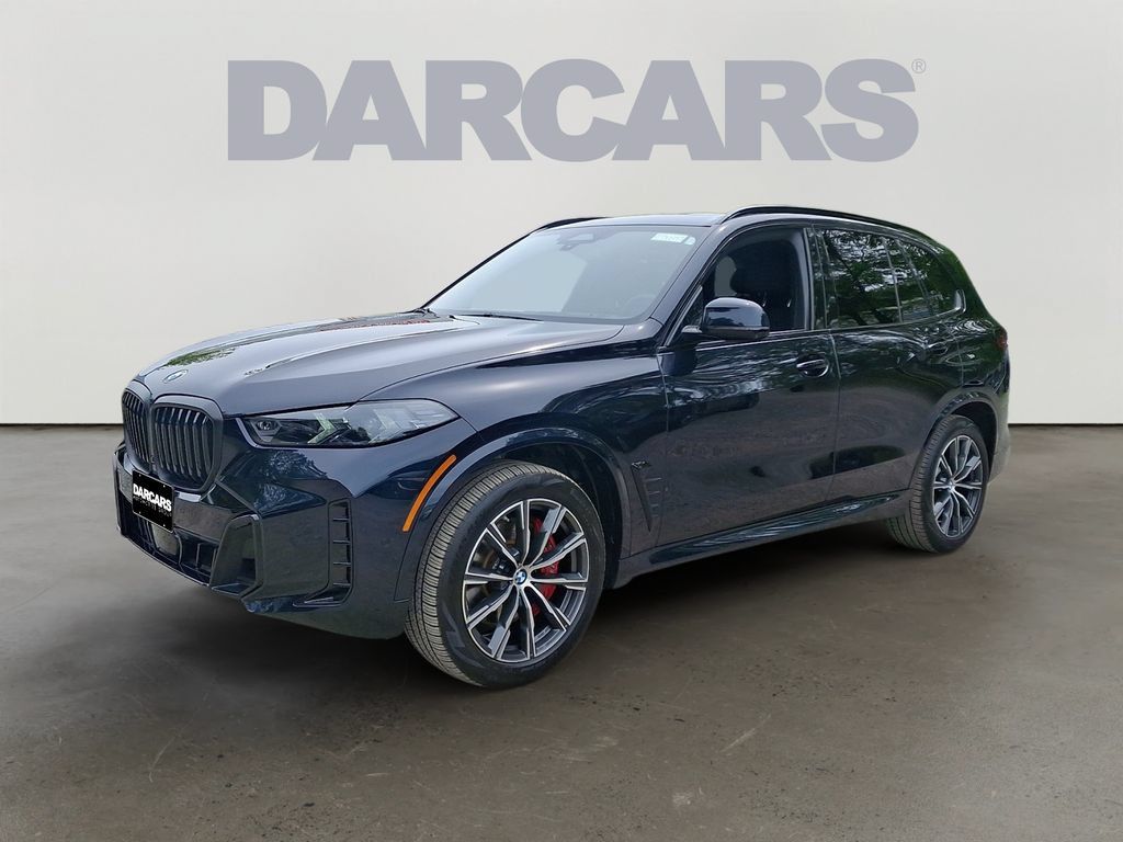 Used 2024 BMW X5 xDrive40i w/ M Sport Package AWD/4WD image 3