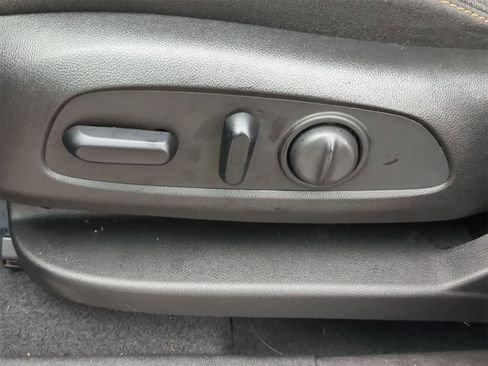 Used 2020 Chevrolet Equinox LT w/ LPO, Floor Liner Package image 25