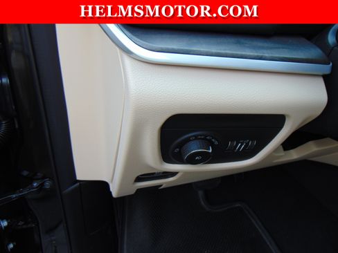 New 2025 Jeep Grand Cherokee Limited RWD image 20
