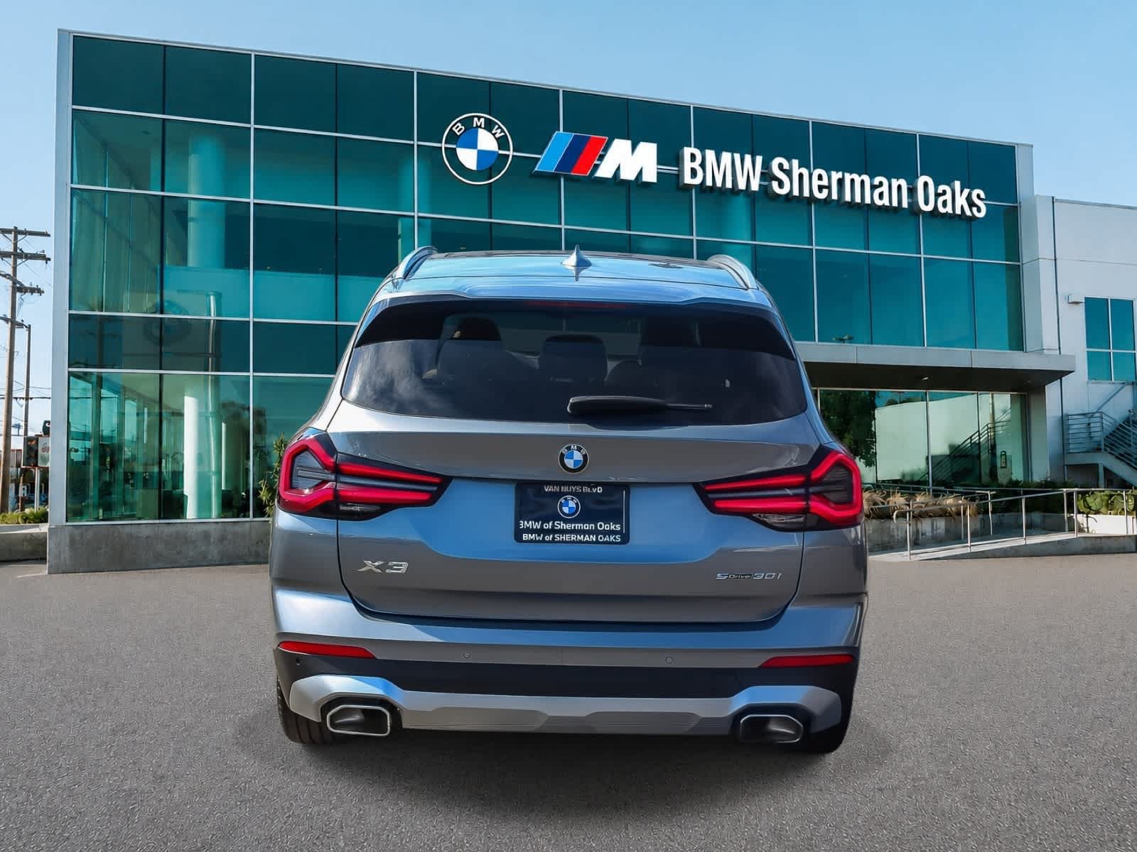 Used 2024 BMW X3 sDrive30i w/ Convenience Package RWD image 5