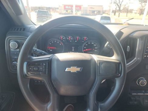 Used 2024 Chevrolet Silverado 2500 Custom w/ Custom Convenience Package image 9