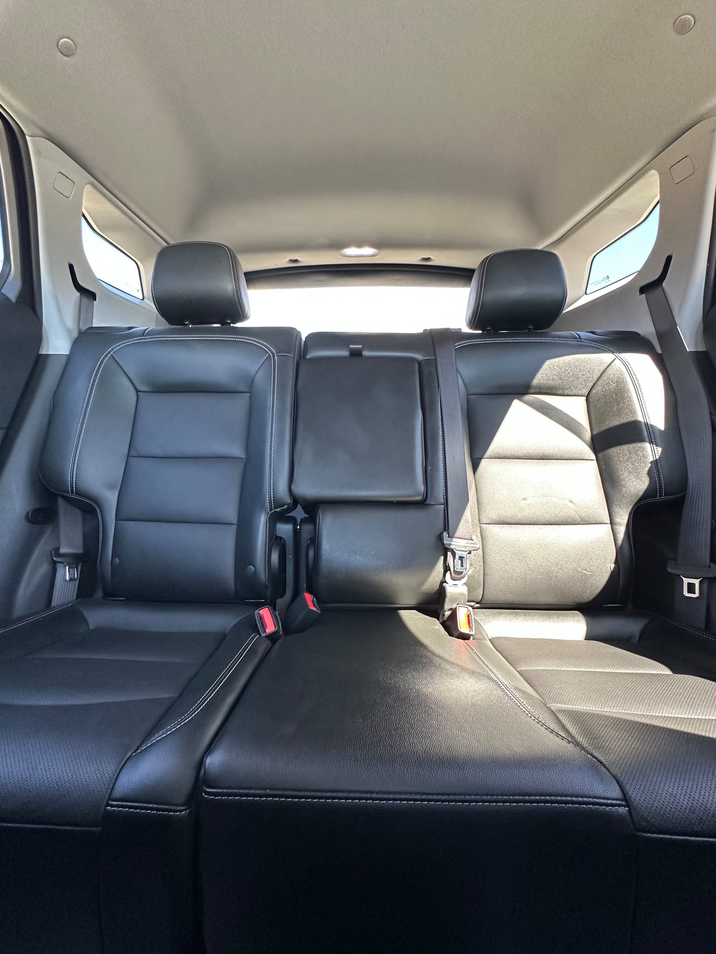 Used 2024 GMC Terrain SLT AWD/4WD image 24