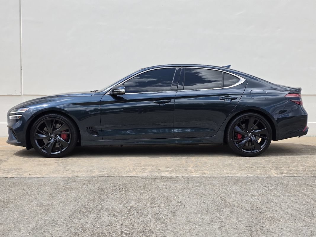 Used 2023 Genesis G70 3.3T w/ Sport Prestige Package RWD image 2