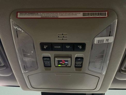 Used 2021 Toyota RAV4 XLE w/ Convenience Package image 23