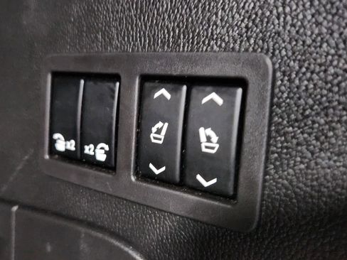 Used 2020 Cadillac Escalade Luxury image 75